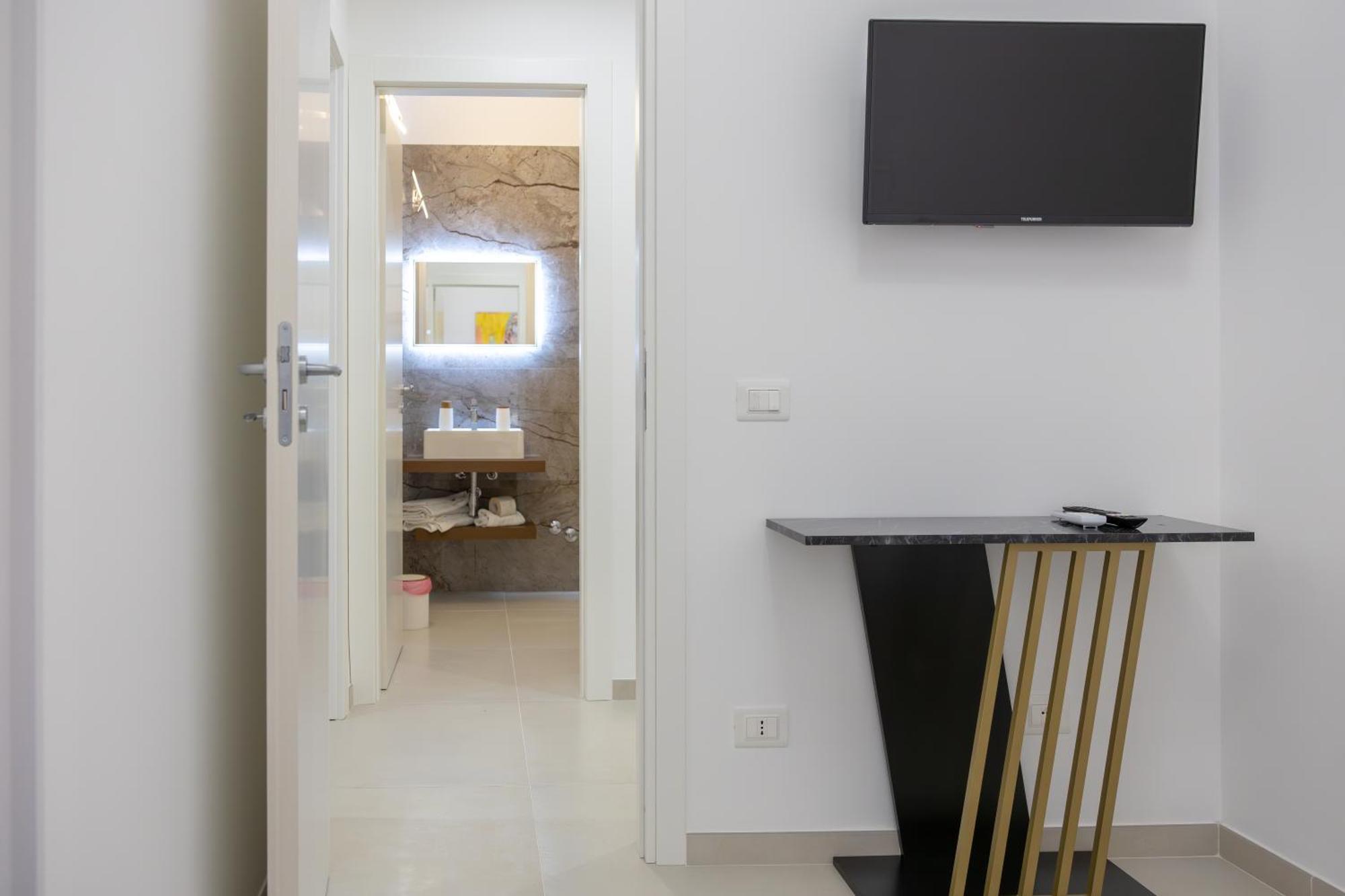 Adamas Apartment , Rooms And Suite Trapani Buitenkant foto